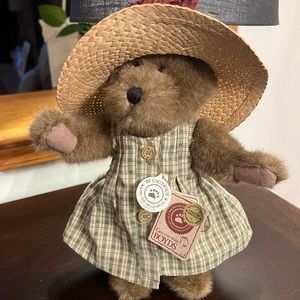 Boyds Bears - Limited Addition - Longaberger